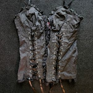 Tripp Lace Black Corset